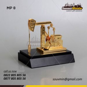 miniatur adalah